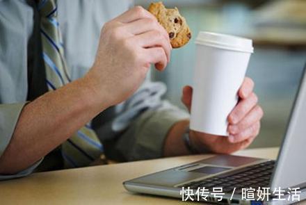 蕨菜|人睡三觉，命比纸薄，人吃三饭，寿命减半，说的都是啥