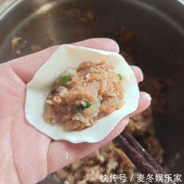 拌饺子馅最忌放“它”,10人有7人放错,怪不得饺子不鲜不好吃