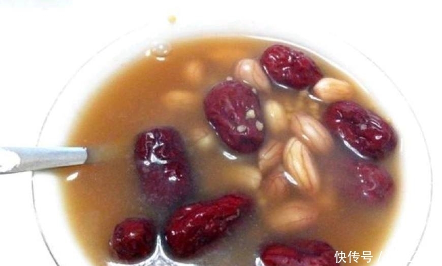 抗衰老|花生和此物一起煮着吃,气血好了,身材苗条了,女性补血可以试试