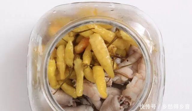 这菜道酸辣开胃,美白美颜,老公说这道菜真神奇