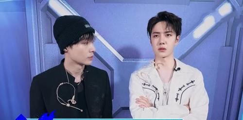 街舞4|《街舞4》十五强名单曝光，王一博队5人晋级，韩庚队仅剩2人