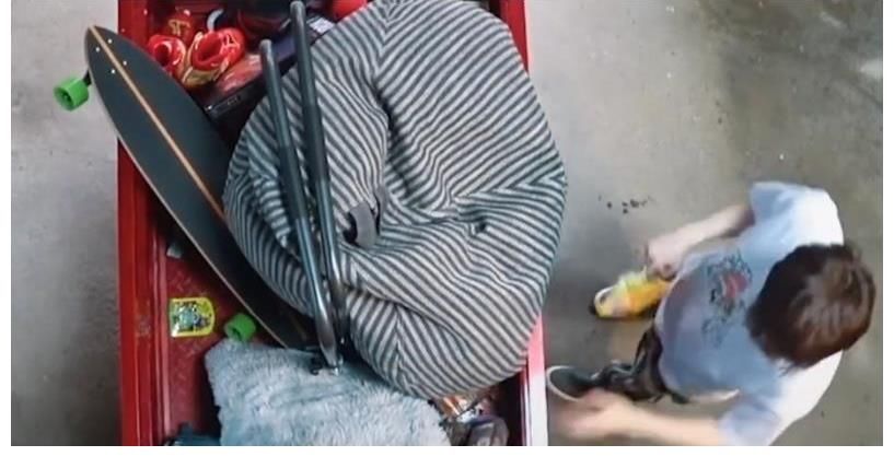 张艺兴|《向往5》下期：蘑菇屋一家翻身成仓库股东，艺兴彭彭太狂了！