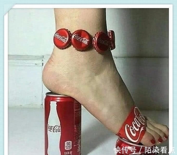 可乐 最“尬”性高跟鞋:第一个贼“诡异”,看到最后,网友:跪服了!