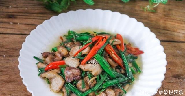 阳台上随手种一盆菜,简单炒炒,喷香开胃,米饭一碗接一碗!