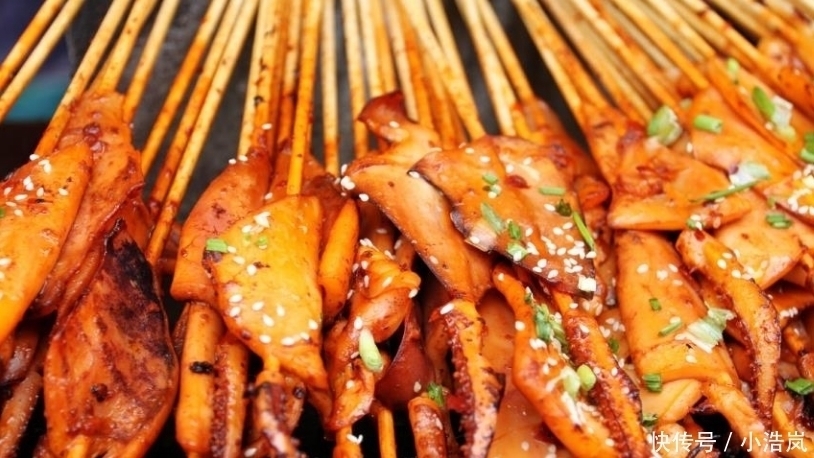 铁板鱿鱼|假如你快饿昏了,面前4种食物只能选一种,你会怎么选?