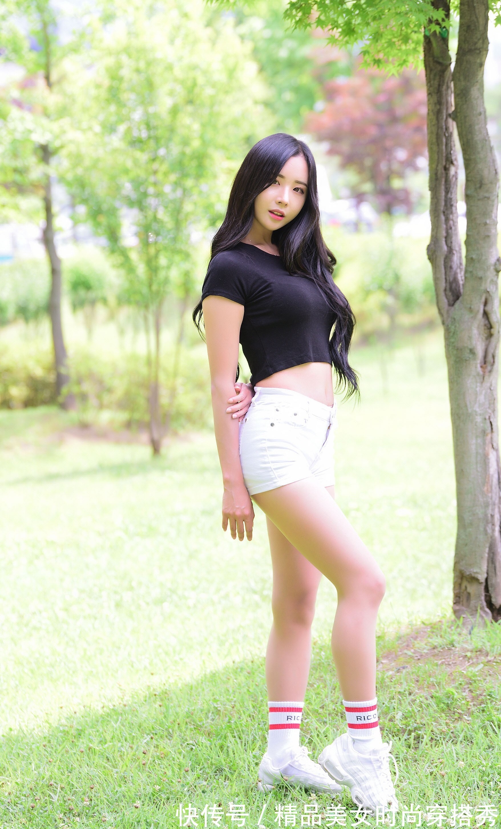 耐看 短袖配短裤,永远穿不烦,最简单的搭配,最耐看的时尚