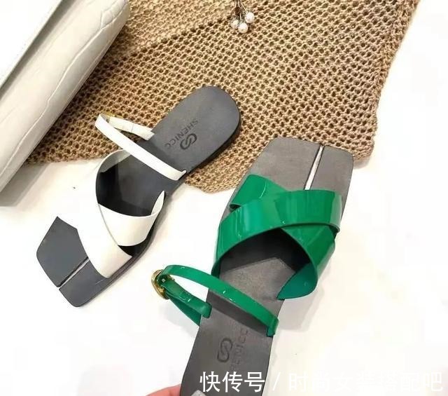 方头 今年夏天,好看的凉鞋长这样!今年夏天,好看的凉鞋长这样!