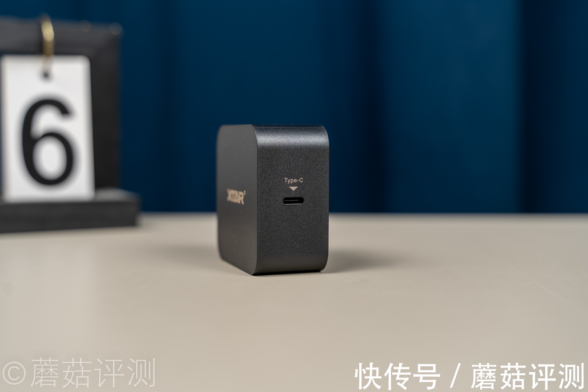 pd|整合模块，充电方便、携带更方便、XTAR SN4数码单反相机充电器 评测