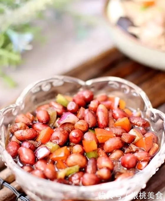 花生|天热了,3种最好吃的拌菜,不用焯水,拌一拌就吃,第2种强烈推荐