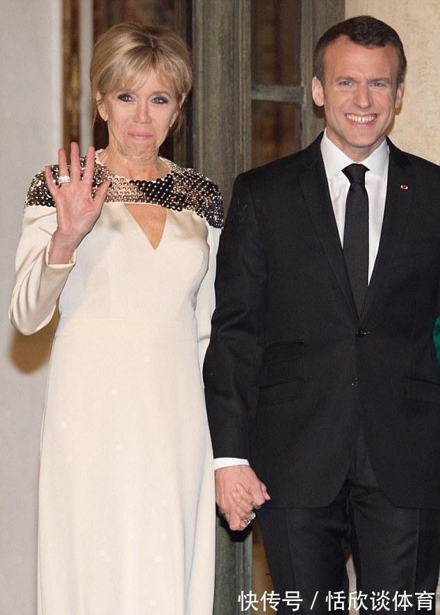 皮松 67岁布丽吉特穿高跟鞋还“亚洲蹲”?脖子皮松,脸被马克龙亲变形