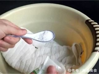 毛巾用久了臭又滑,学学聪明人这几招,洗完跟新买的一模一样