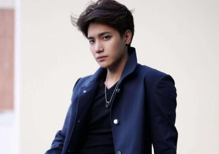 现状|当年汪涵给小五一张银行卡,小五跪地离开《天天向上》,现状如何