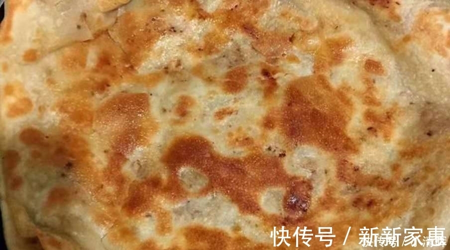 油条|此饼的做法最近火了,不需要发面,比油条简单,比手抓饼好吃