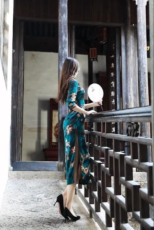 背影|背影看上去很美的旗袍,独一无二的熟女魅力