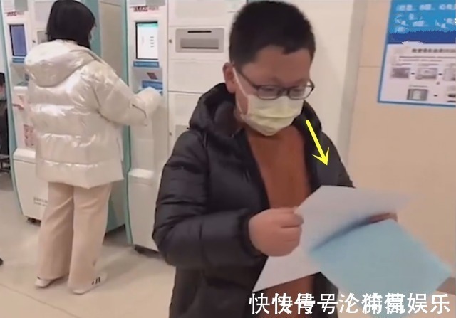 二胎|男孩哭着求妈妈留下二胎,每逢产检必到场,过目检查结果后才放心