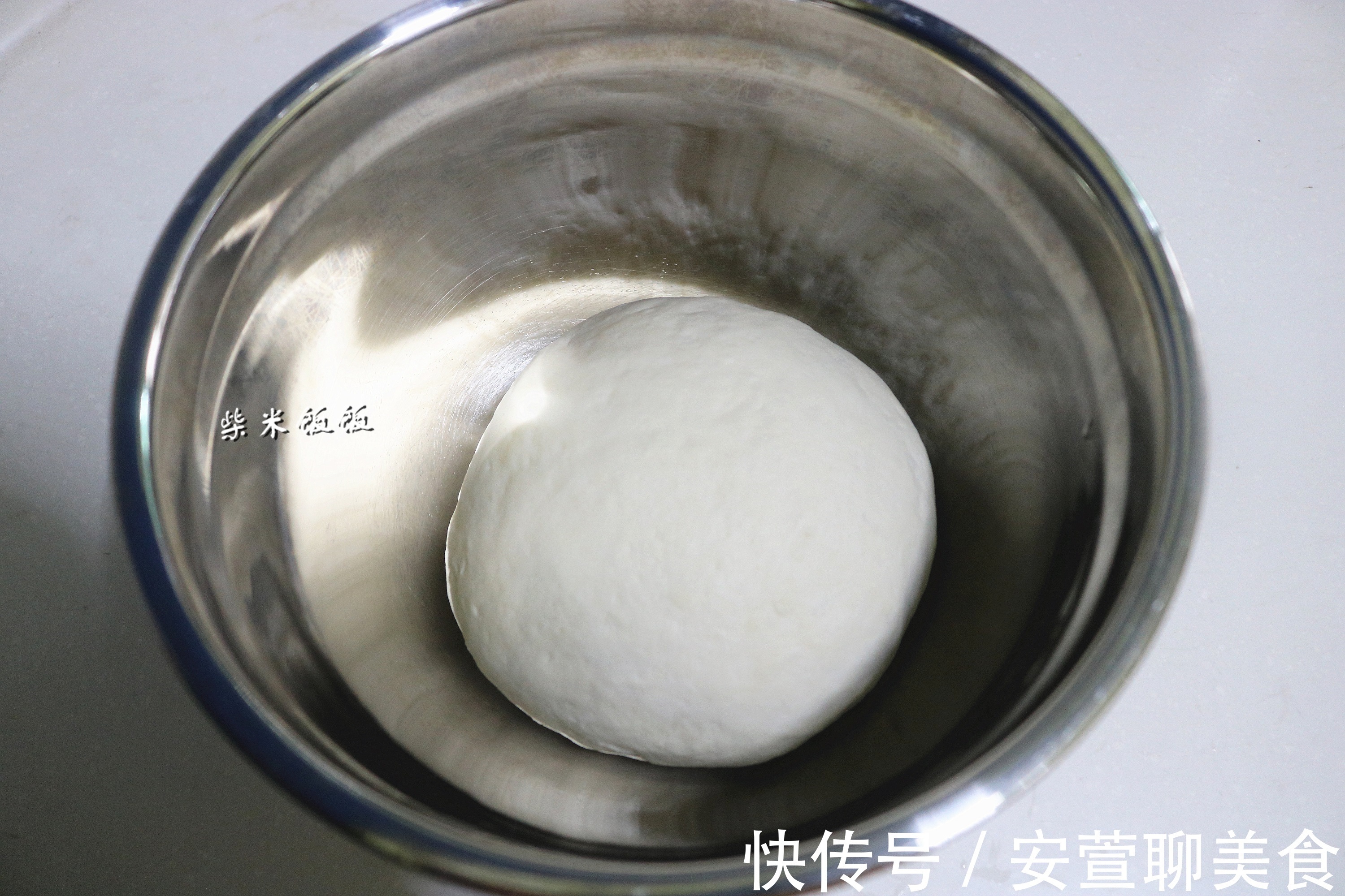包子|做肉包子,我家就爱这个馅,4种食材搭配,一年四季吃不腻