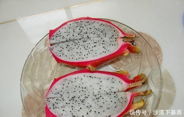 回家|第一次带女友回家!老妈做了一桌家常菜,而女朋友却闷闷不乐?