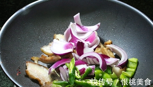 猪头肉|父亲总是馋这菜，香辣下饭，烹调不放一滴油，每次早早就光盘