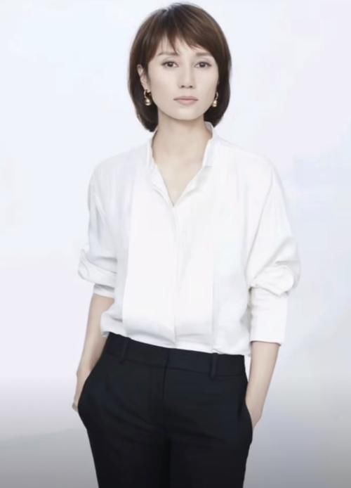 女性|发型很重要,建议40岁女人剪这4种发型,时髦减龄好穿搭