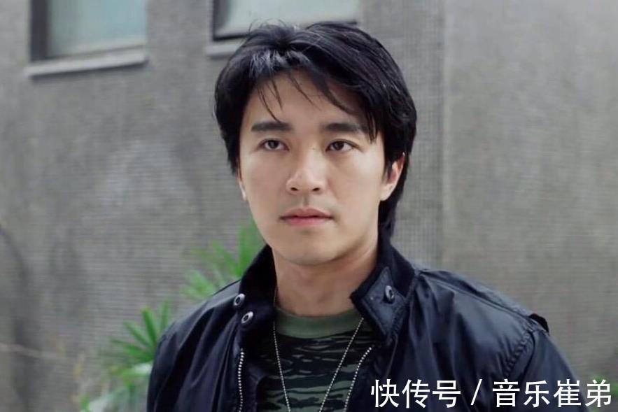 喜剧之王|周星驰和马云同台,马云说我一天能赚191亿,你呢