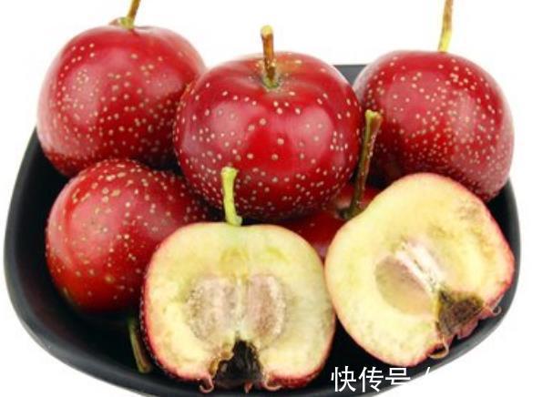 气色|山楂配它吃，隔天拉出3斤“旧便”，便秘通了气色好，赶紧收藏