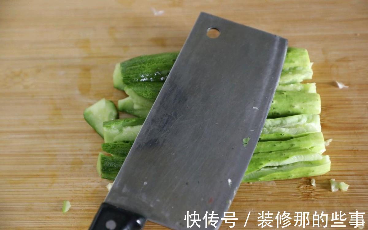 料汁|很简单的一道快手凉拌菜，清脆爽口又健康，开胃下饭