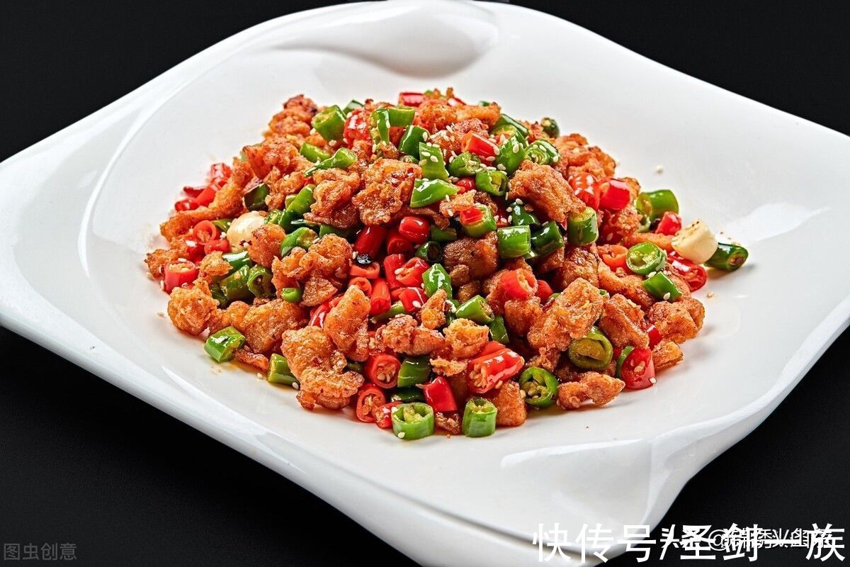 周末老家来了亲戚,婆婆下厨做了这些家常菜招待,大家都说太好吃