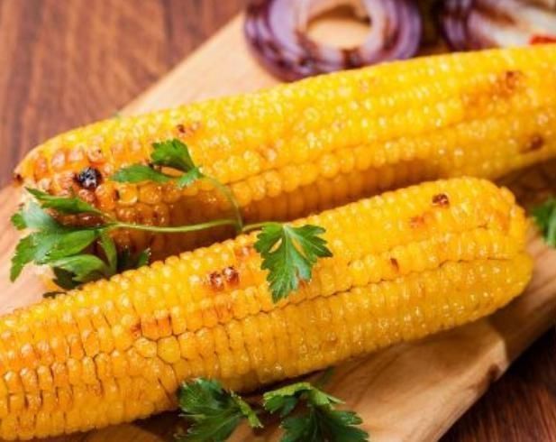 难堪|在她男朋友面前，有四种烤肉会让女孩子难堪，特别是第三种，异性恋男人喜欢