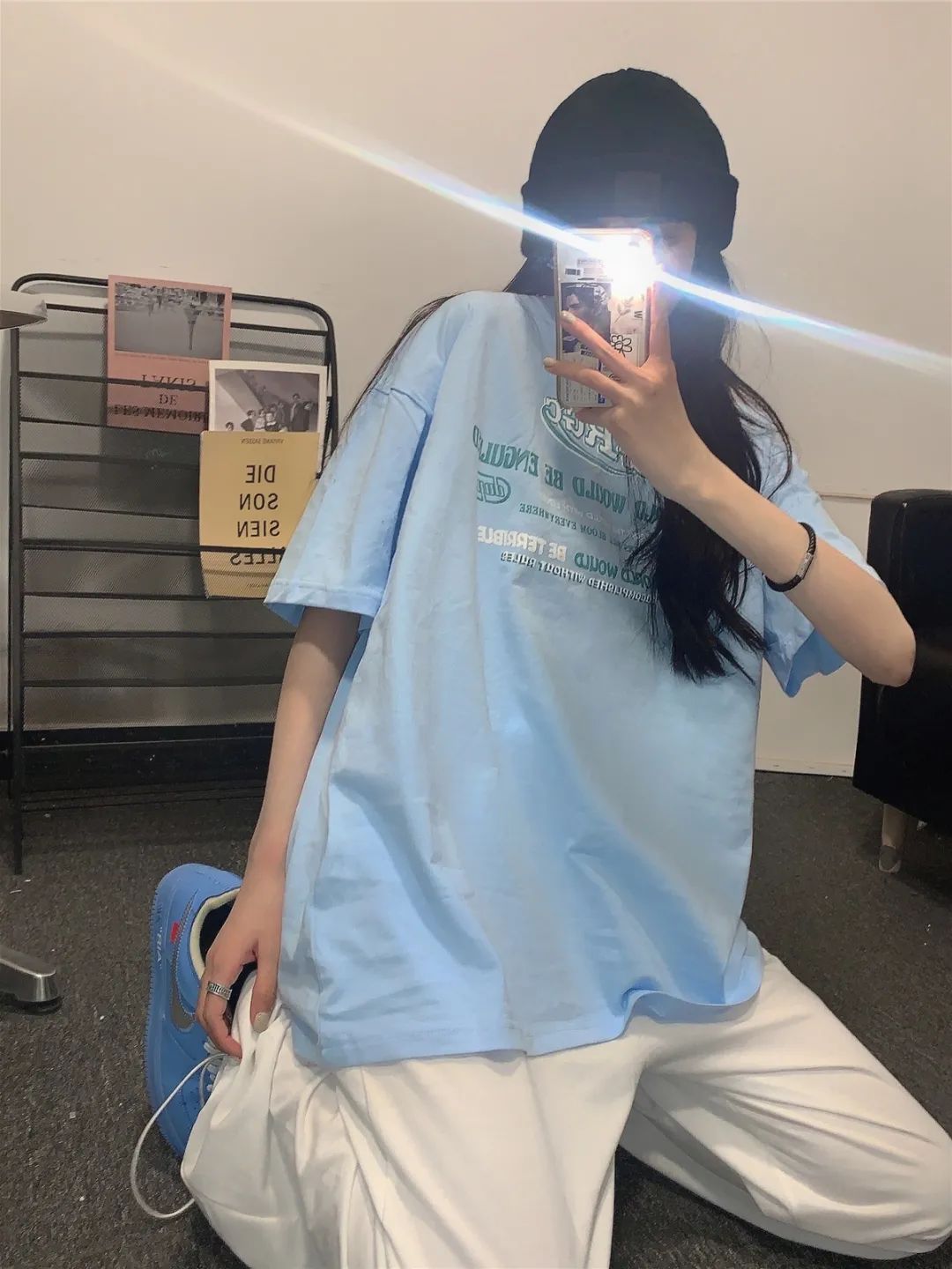 彼得潘|别再穿黑白灰了！今年流行“初恋色”，惊艳又高级