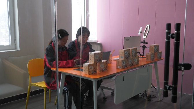 职教|“直播带货”走进涉县职业教育新课堂