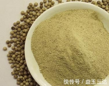 黑胡椒粉跟白胡椒粉有何区别?商家:区别挺大的,别再乱用了