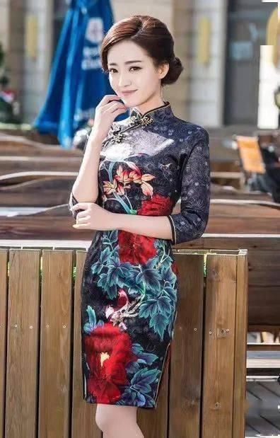 天生适合穿旗袍的女人，身上有3个“特点”