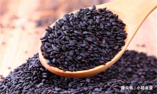 子宫早衰|女性不想变老,常食4种食物,润肤养颜,排毒护肝,预防子宫早衰