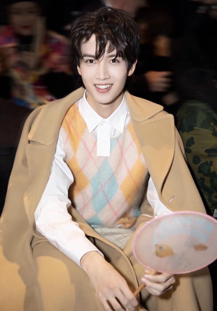 陈学冬|芒果台跨年演唱会阵容官宣,群星璀璨,有你心中最期待的那位吗?