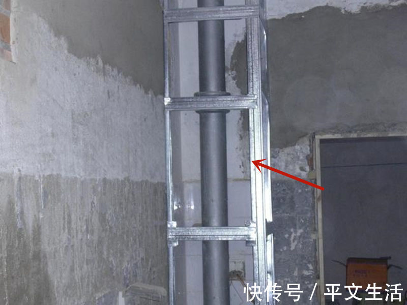 泥工|花了1万请了泥工，装一半不想继续了，排水管裹水泥，谁能干出来