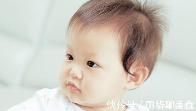 积食|4个异常提醒你,宝宝已经严重积食了,父母要注意别再乱喂了