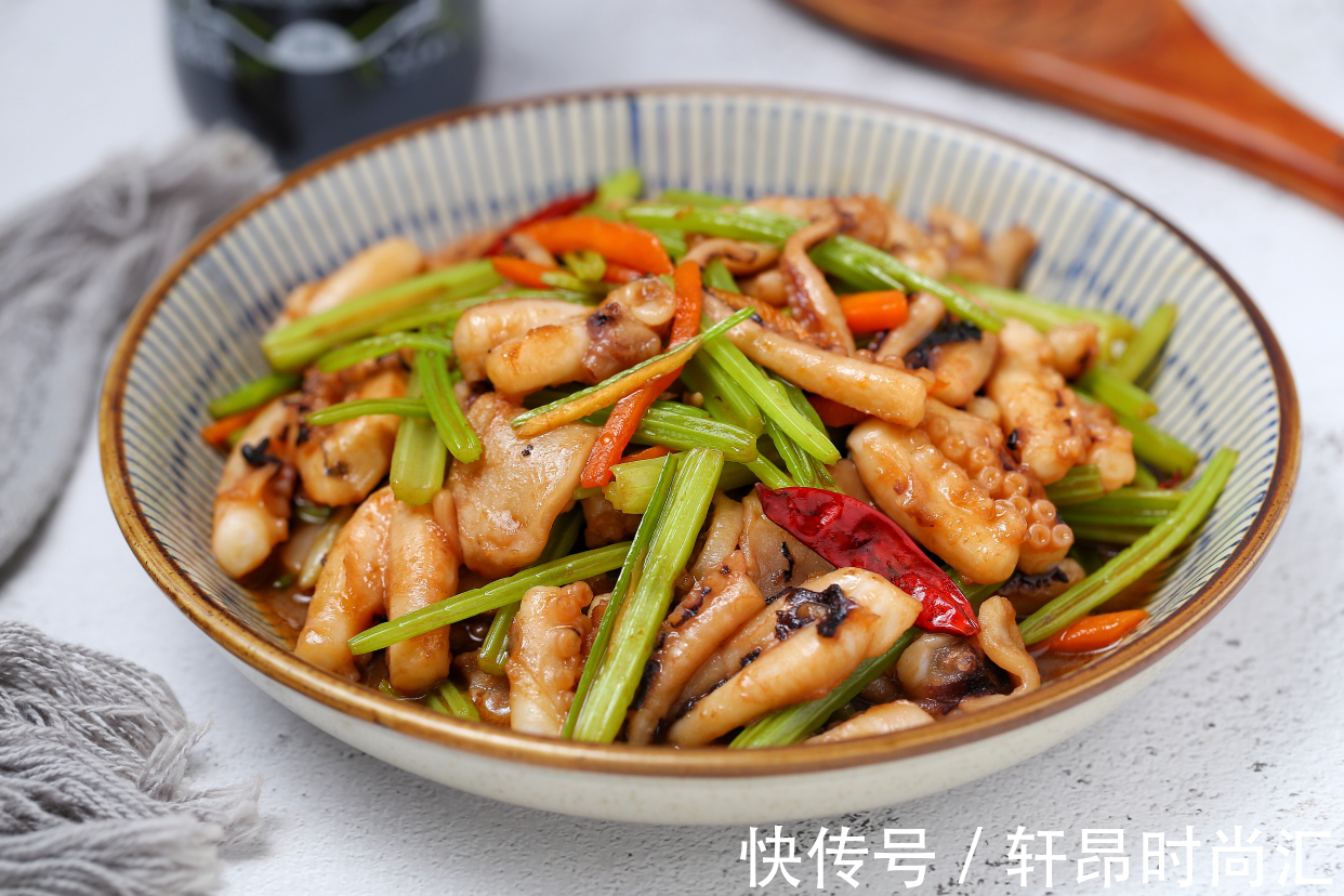 章鱼|推荐一道夏日开胃菜,营养丰富鲜美无比,几分钟就出锅好吃不油腻