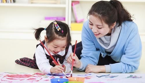 自信|亲子教育中,一定不要踩雷,3种家庭很难养出自信的孩子