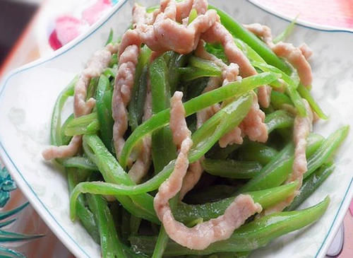 春季給孩子燒的菜，鈣比牛奶雞蛋高，長(zhǎng)高補(bǔ)腦防病，增強(qiáng)抵抗力！