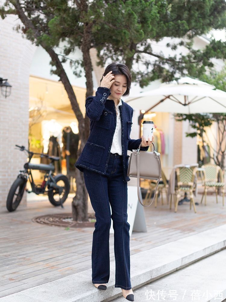 秋季|女人到了四五十岁,秋天穿外套选这6件超百搭,得体时髦又显气质