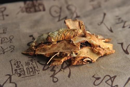 本草纲目|有一味滋阴润燥的中药,李时珍说它“上则清肺,下则润肾”