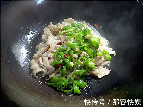 弹牙|不论男女,早上空腹吃点它,清肠排便瘦得快,口臭便秘都消失了!