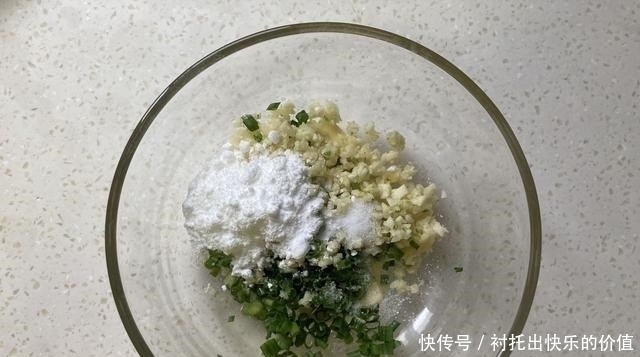  蒜香小餐包|早餐别老吃包子油条，试试这个，松软可口，连吃五个才过瘾