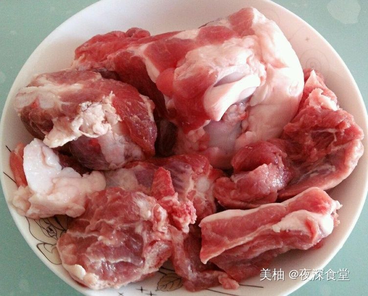 排骨这么贵，你真的挑对了吗？别只挑肉多的，记住4点不怕被坑