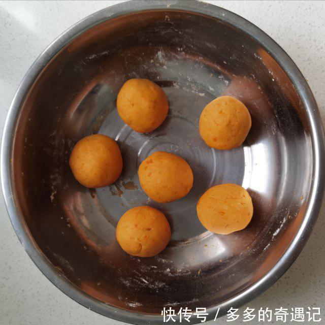 香甜可口|红薯芝麻饼,香甜可口,软糯好吃