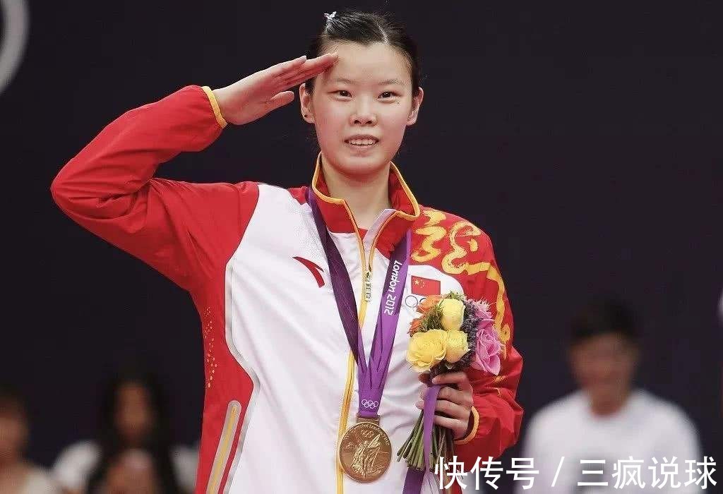 王适娴|王炸组合!国羽奥运冠军+世界冠军夫妇晒全家福,一家3口画面温馨