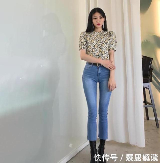 紧身裤|紧身牛仔裤小姐姐,穿出时尚大气好身材,低调又有朝气