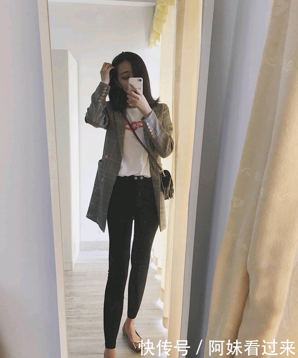 迷人|街拍时尚:不同风格的小姐姐十分迷人,性感妩媚!