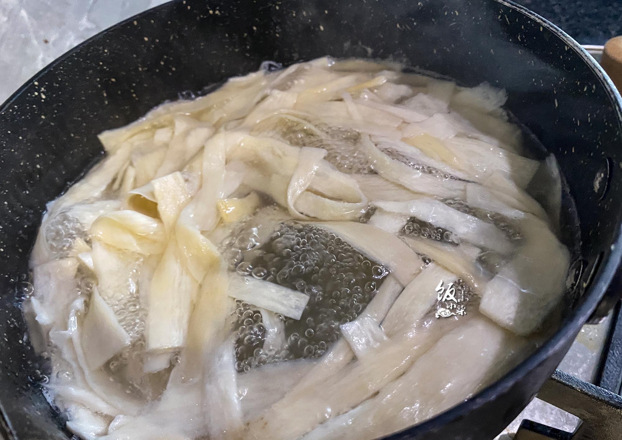 含量|比肉还好吃，减肥吃它不长胖，膳食纤维含量比芹菜还高，热量低