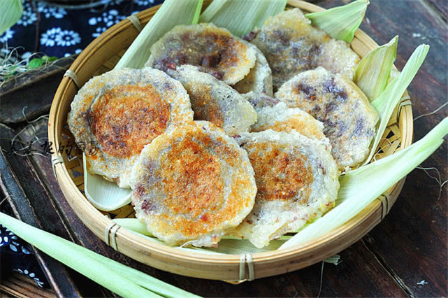 入秋了,儿子天天就馋它,平底锅一烙10分钟上桌,解馋又顶饱!